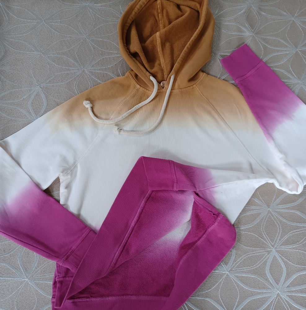 Universal Thread Pink Gold Ombre Cotton Sweatshirt